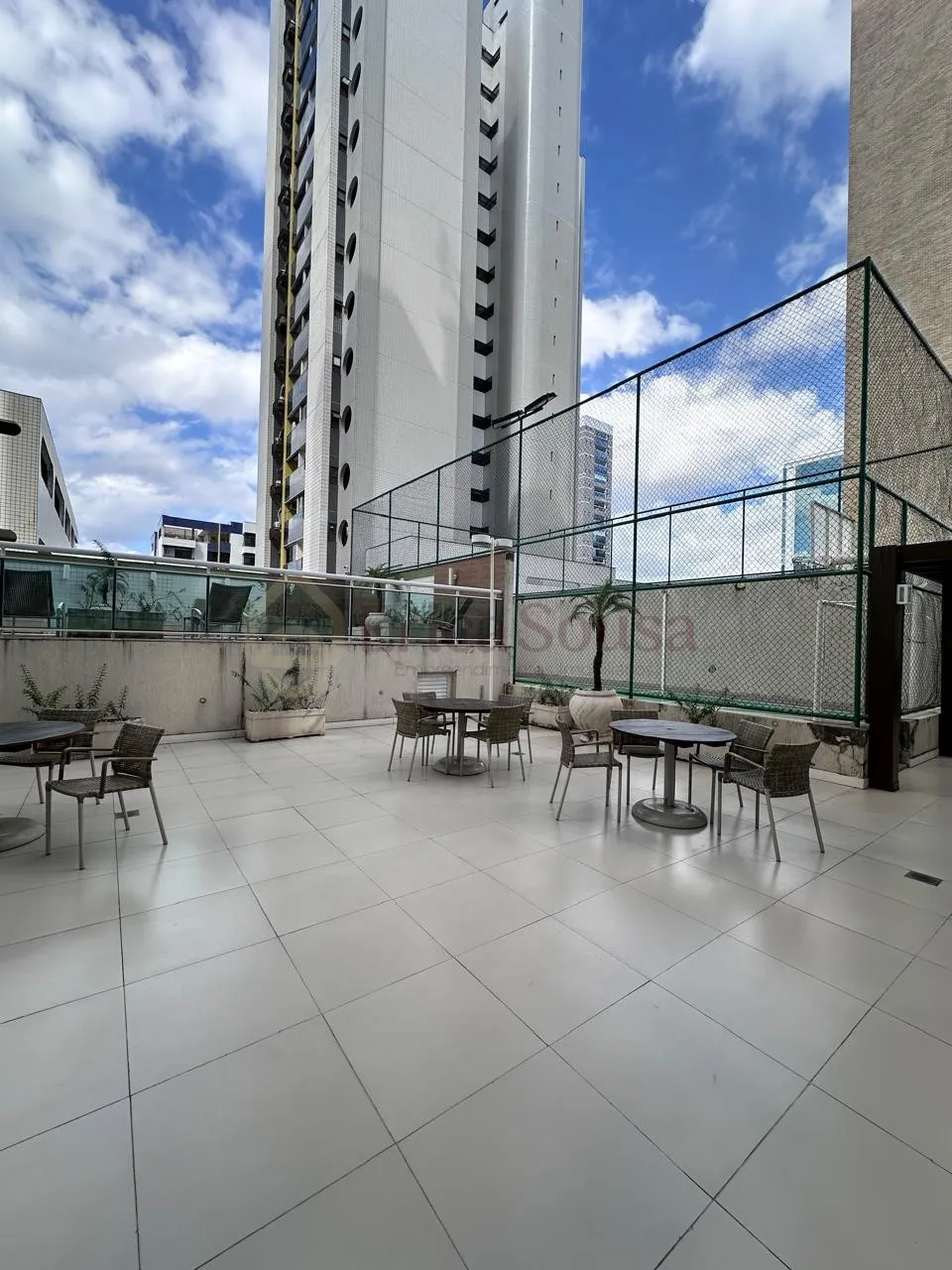 Apartamento 2 suites para venda no bairro Renascença em São Luís