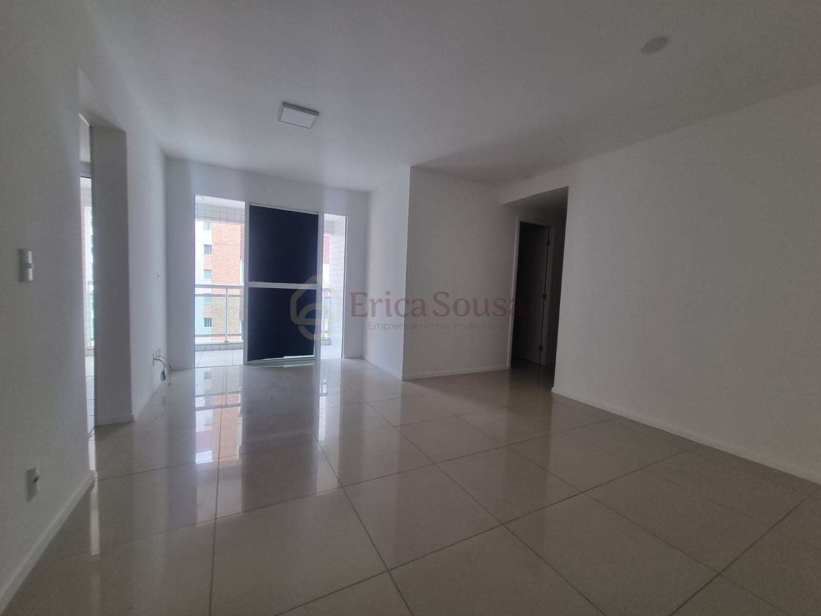 Apartamento 3 quartos para Locação Anual no bairro Renascença em São Luís