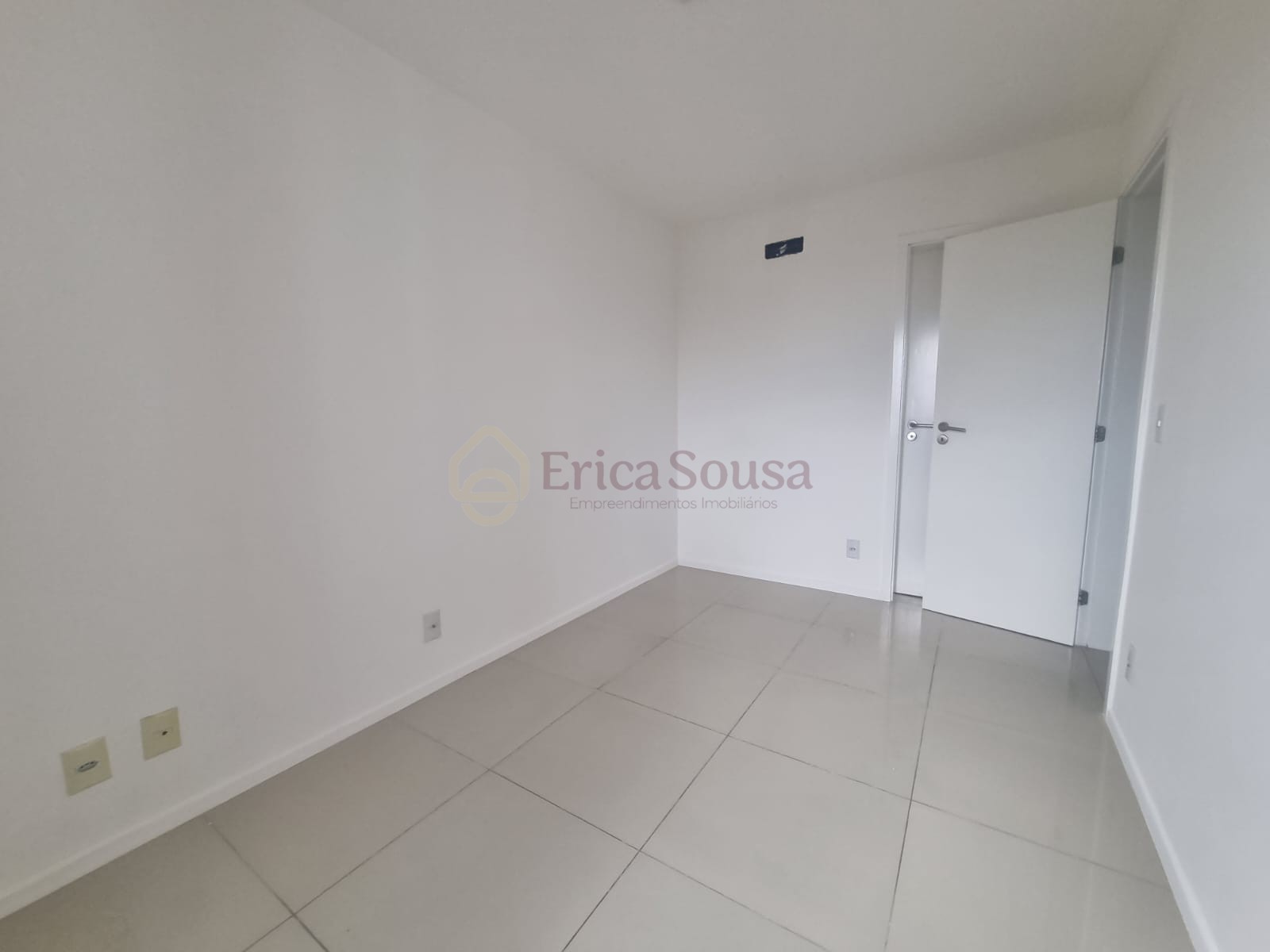 Apartamento 3 quartos para Locação Anual no bairro Renascença em São Luís