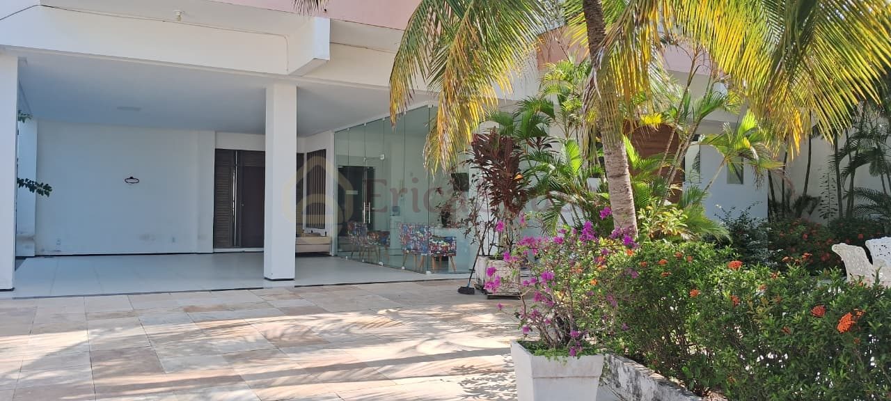 Casa 7 quartos para Venda no bairro Quintas do Calhau em São Luís