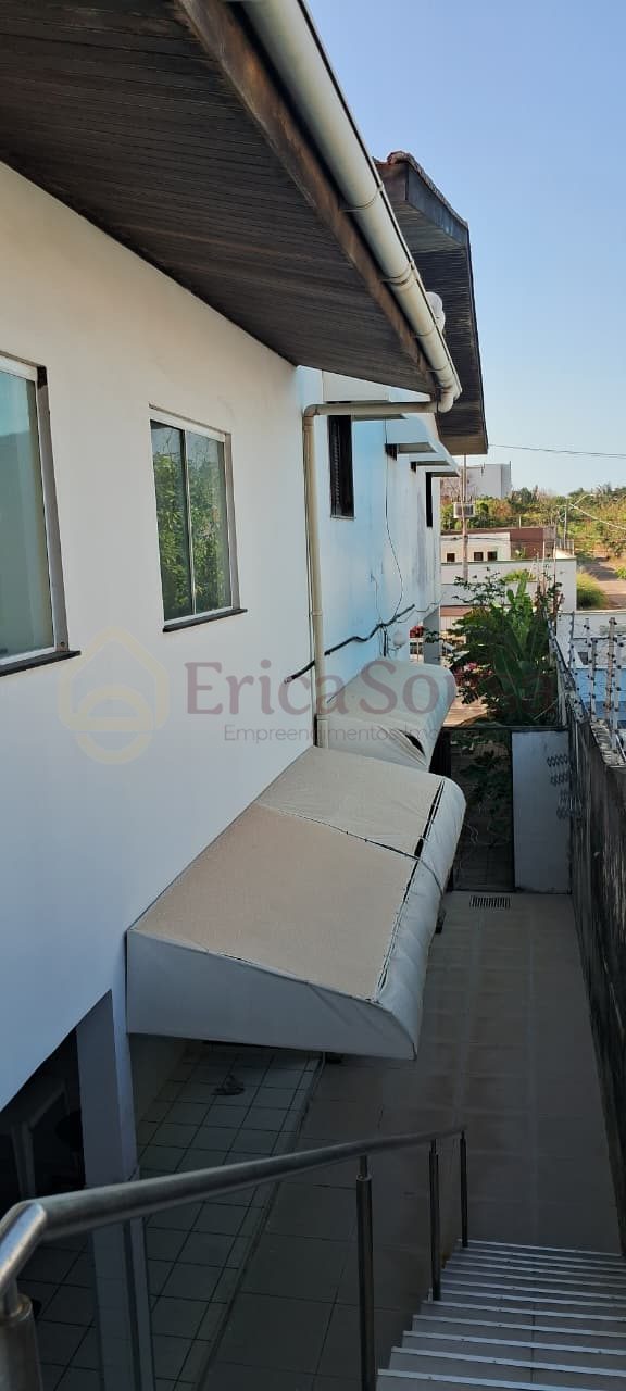 Casa 7 quartos para Venda no bairro Quintas do Calhau em São Luís