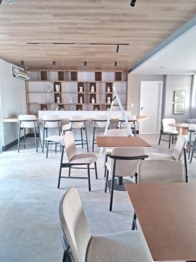 Apartamento 3 quartos para Locação Anual no bairro Ponta D