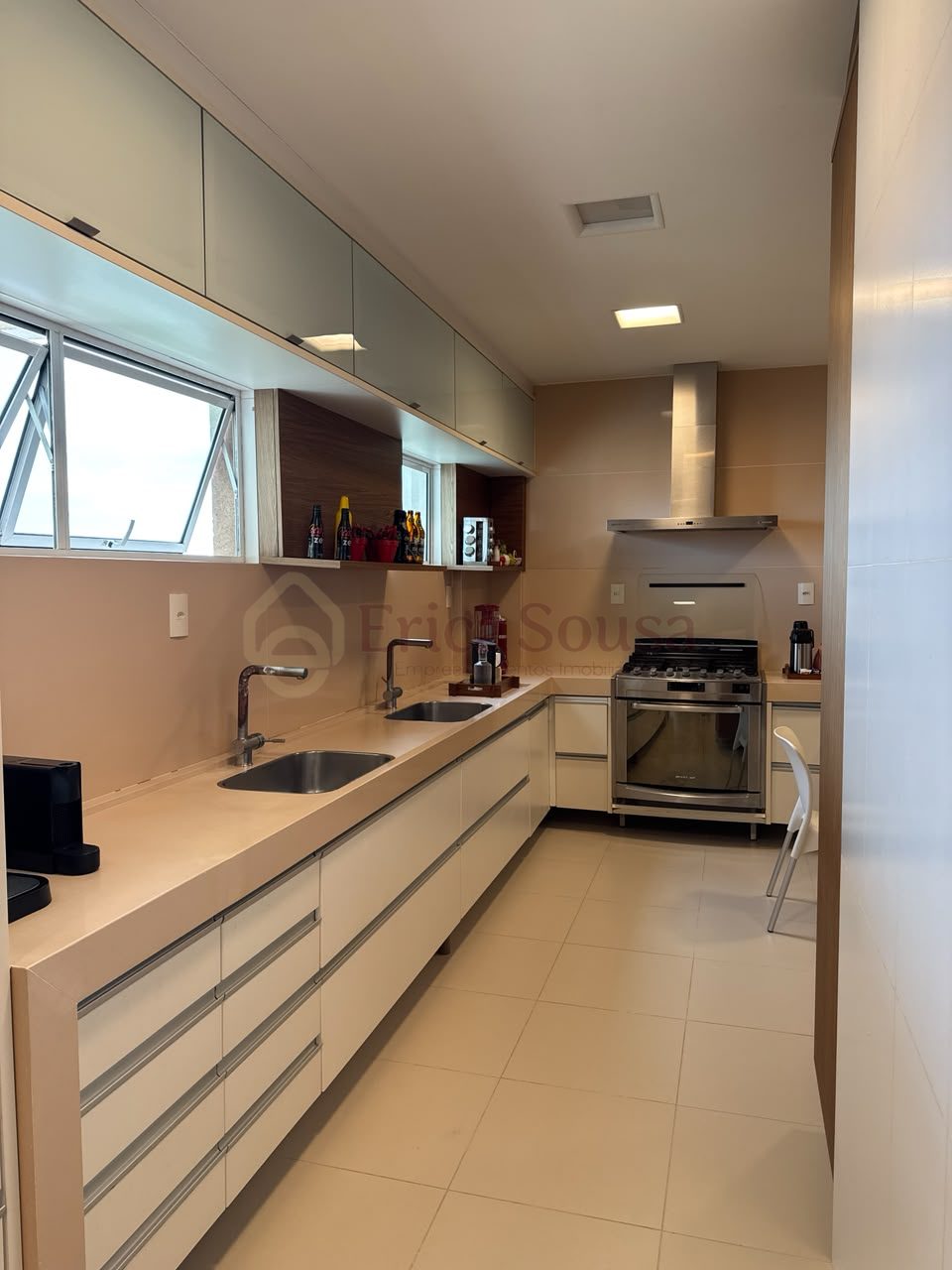 Apartamento 4 suítes para Venda no bairro São Francisco em São Luís