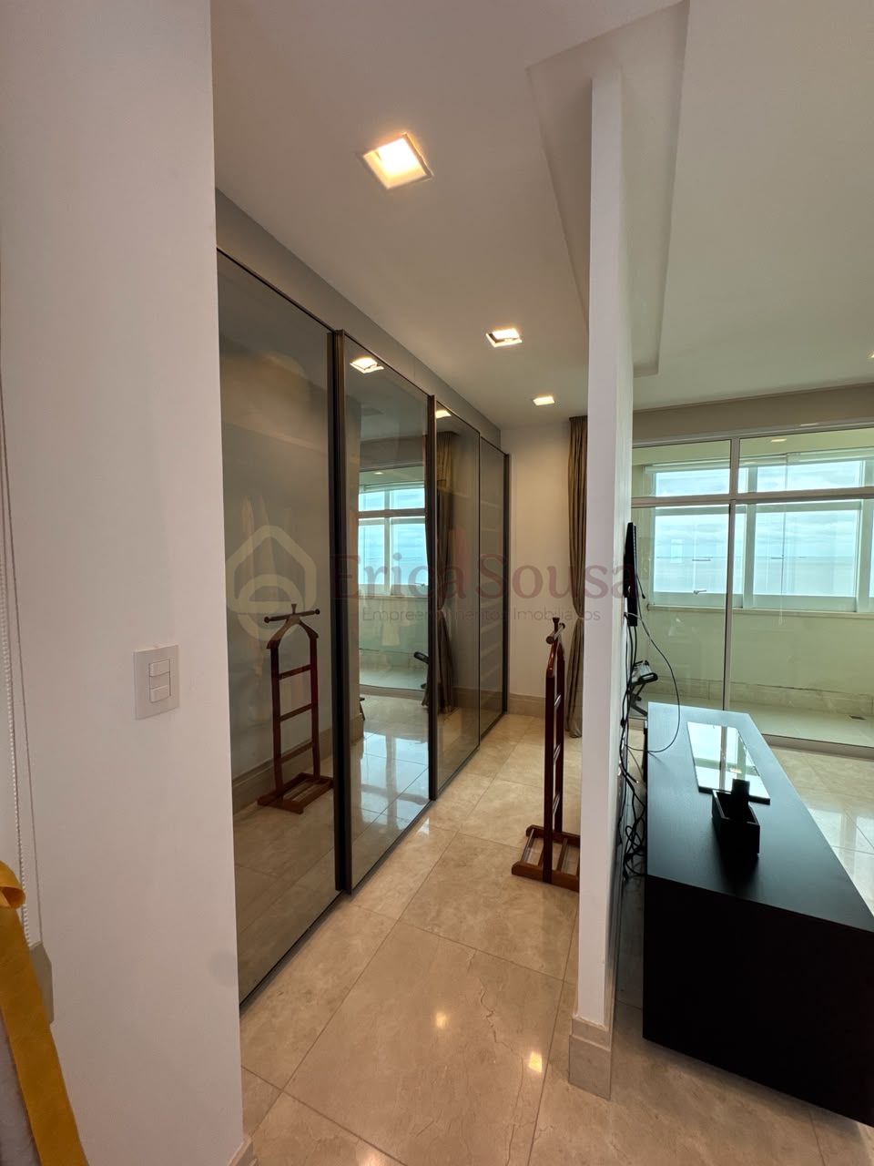 Apartamento 4 suítes para Venda no bairro São Francisco em São Luís