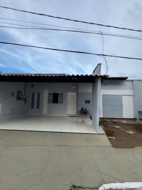 Casa 3 quartos para Locação Anual no bairro Alto do Calhau em São Luís