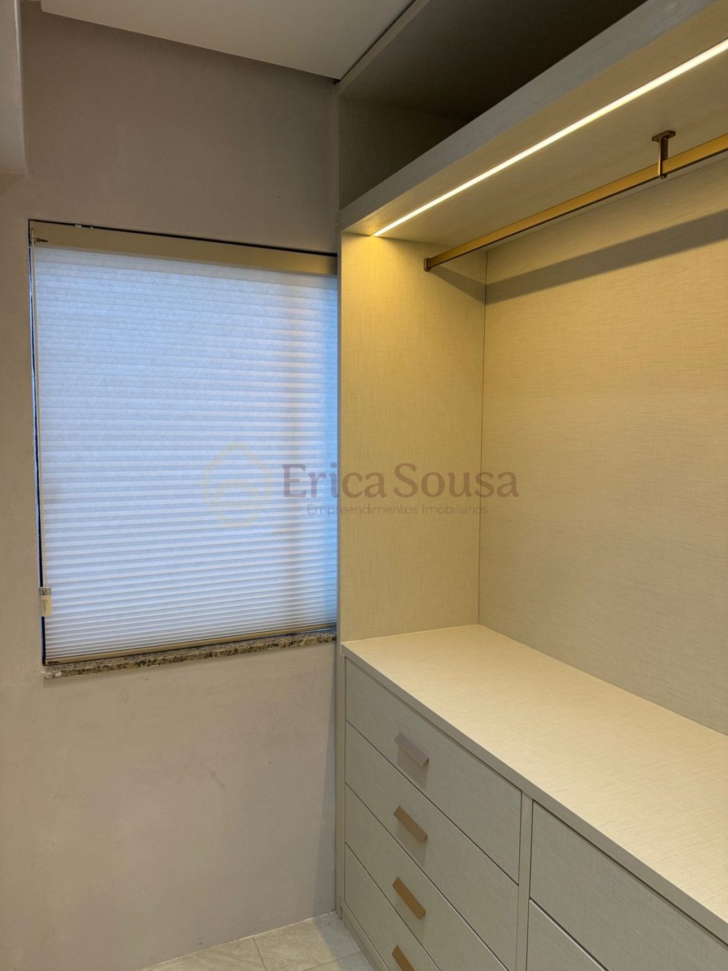 Apartamento 4 suítes para Venda no bairro Ponta D