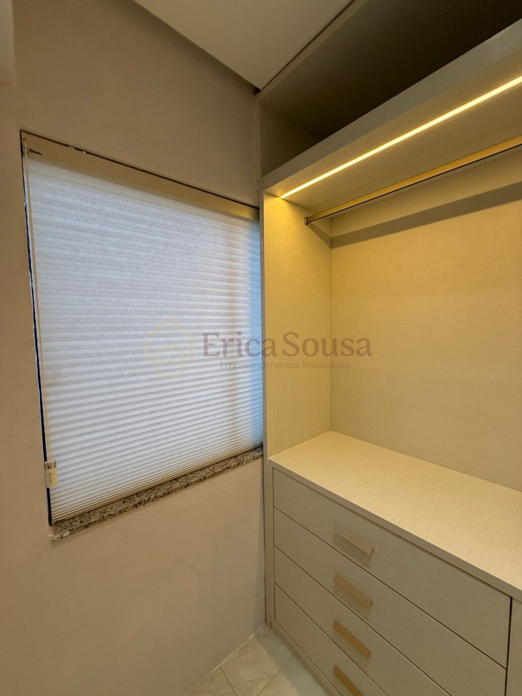 Apartamento 4 suítes para Venda no bairro Ponta D